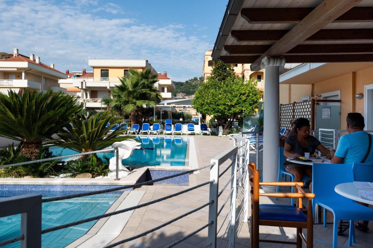 Hotel Paradiso Grottammare Esterno foto